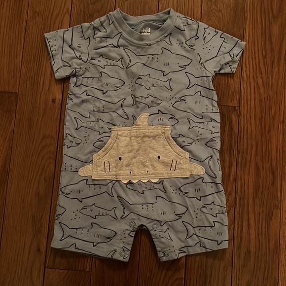 Bundle of 4 Baby Rompers - Picture 4 of 7